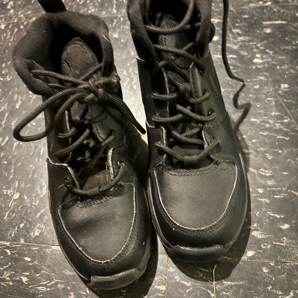 Boys Nike High-Top Sneakers